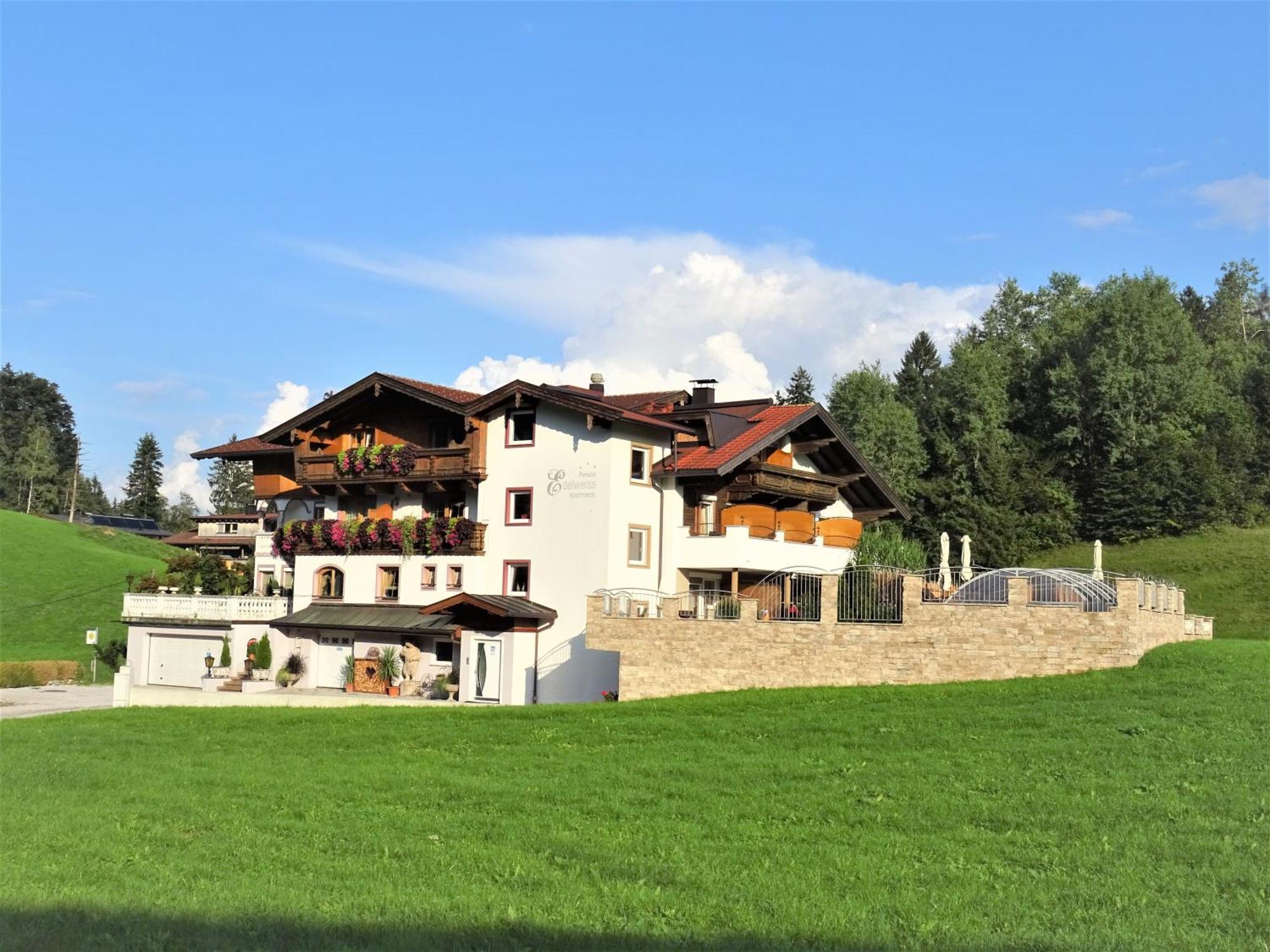 Breitenbach am Inn Pension Edelweiss מראה חיצוני תמונה