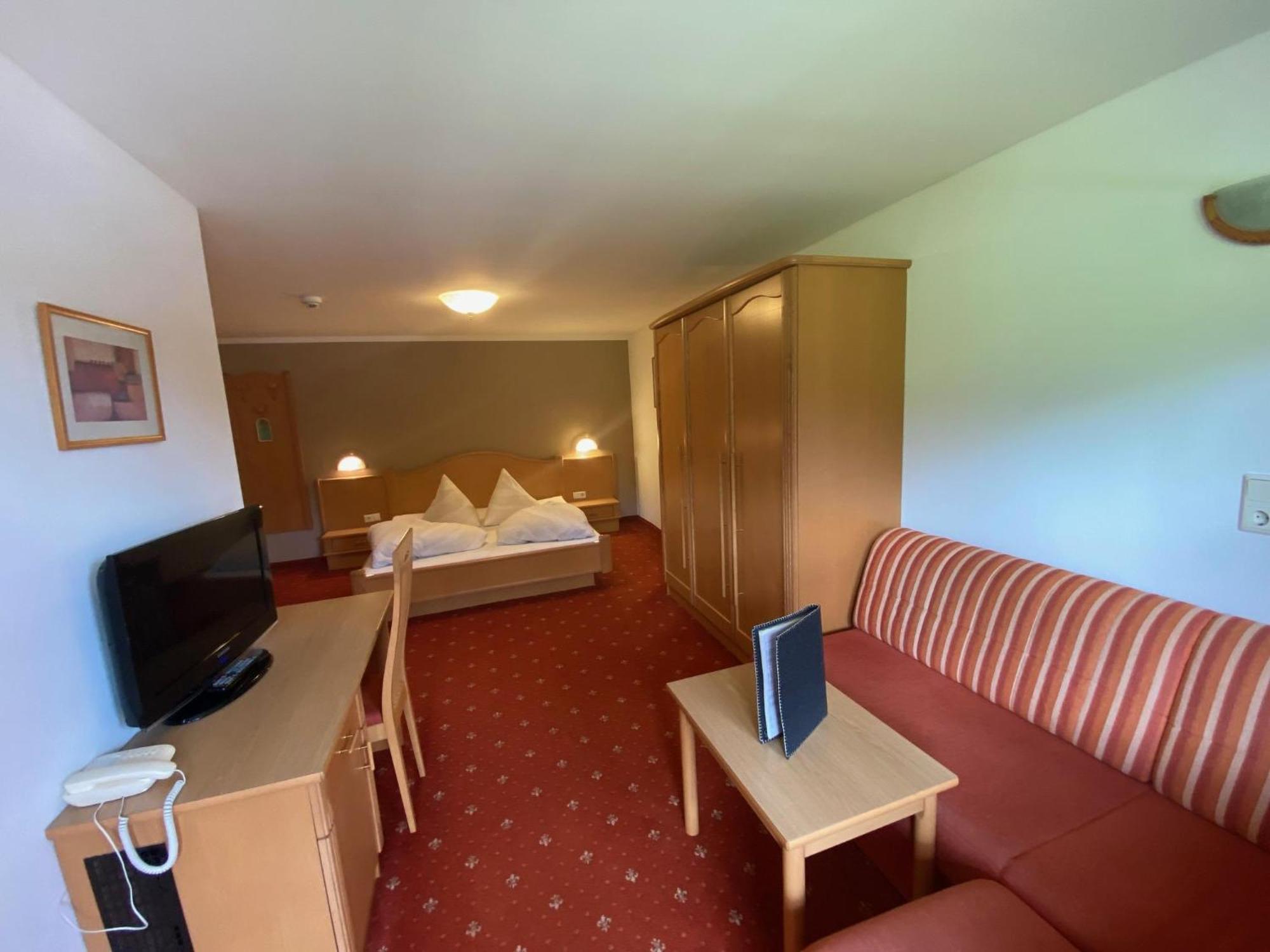 Breitenbach am Inn Pension Edelweiss מראה חיצוני תמונה