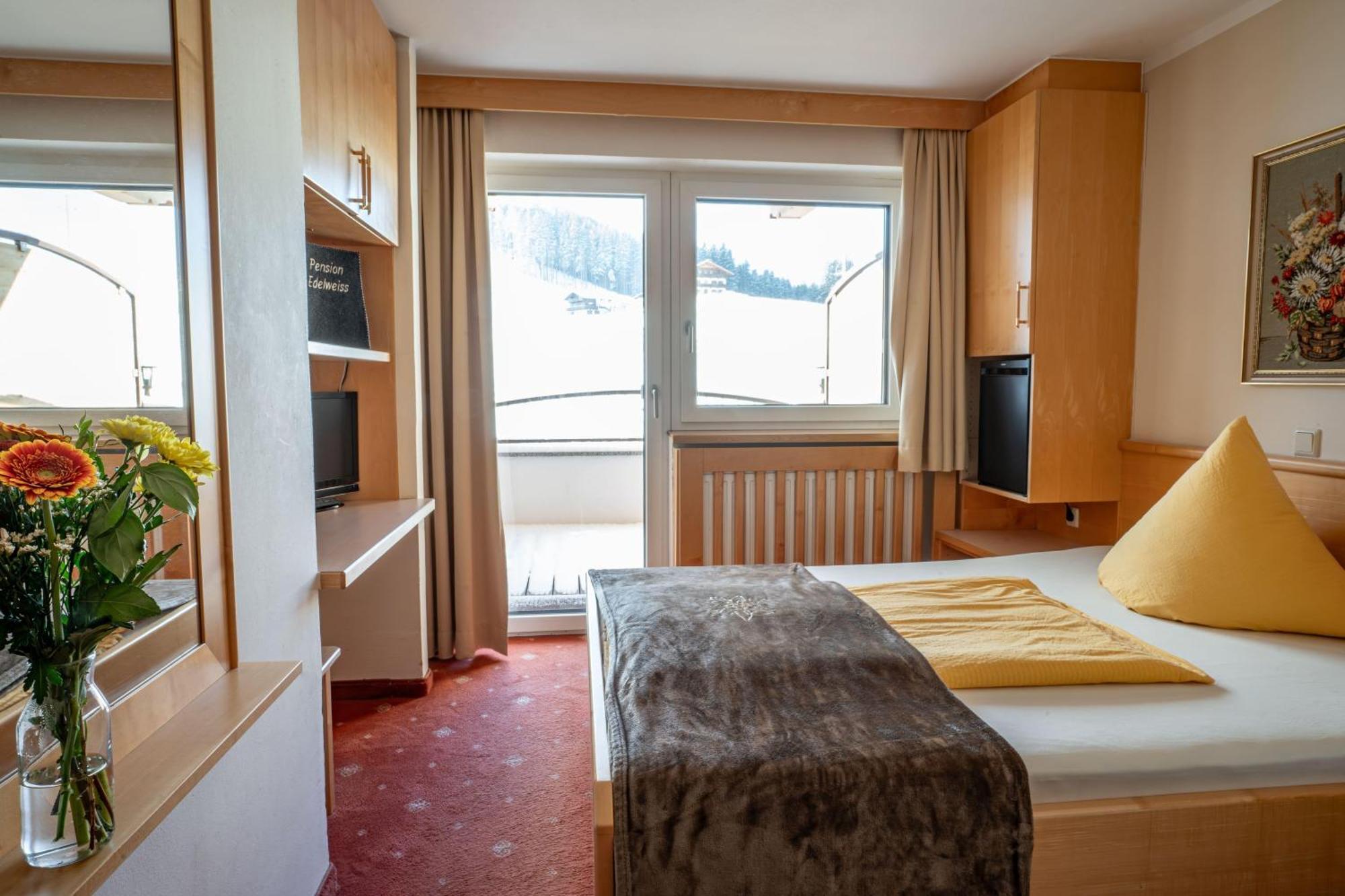 Breitenbach am Inn Pension Edelweiss מראה חיצוני תמונה
