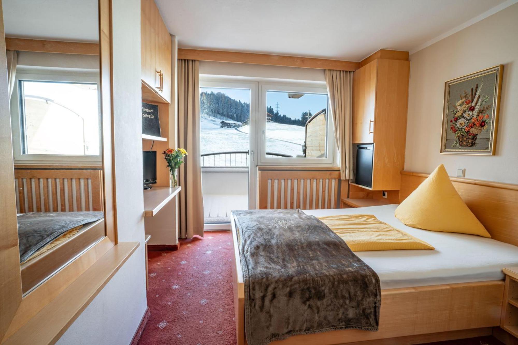 Breitenbach am Inn Pension Edelweiss מראה חיצוני תמונה